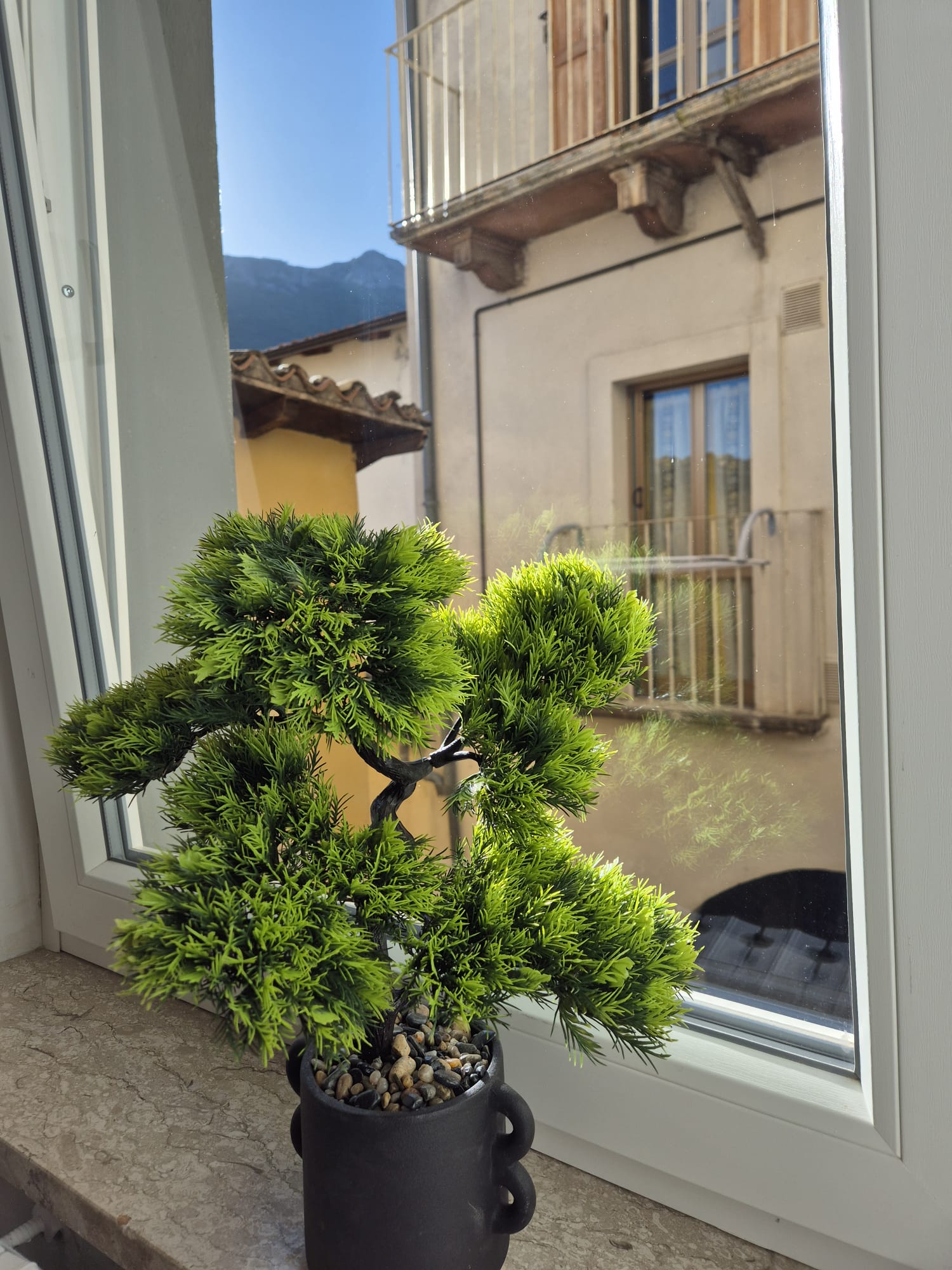 Area Comune con Cucina e Angolo Colazione